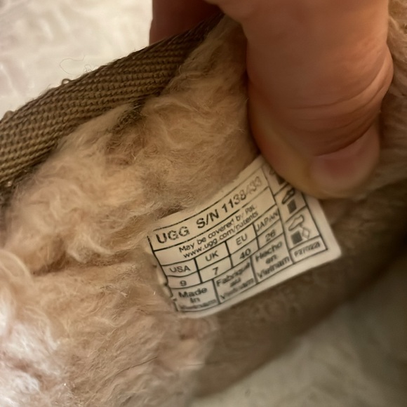 EUC UGG Classic Ultra Mini Monogram Ankle Boots Booties 9 - Picture 9 of 9